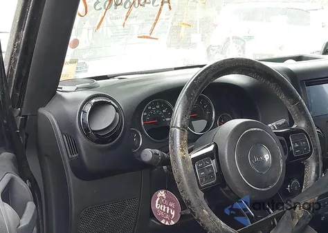 2015 Jeep Wrangler Unlimited Altitude из США, поврежденный, VIN 1C4BJWEG3FL719989